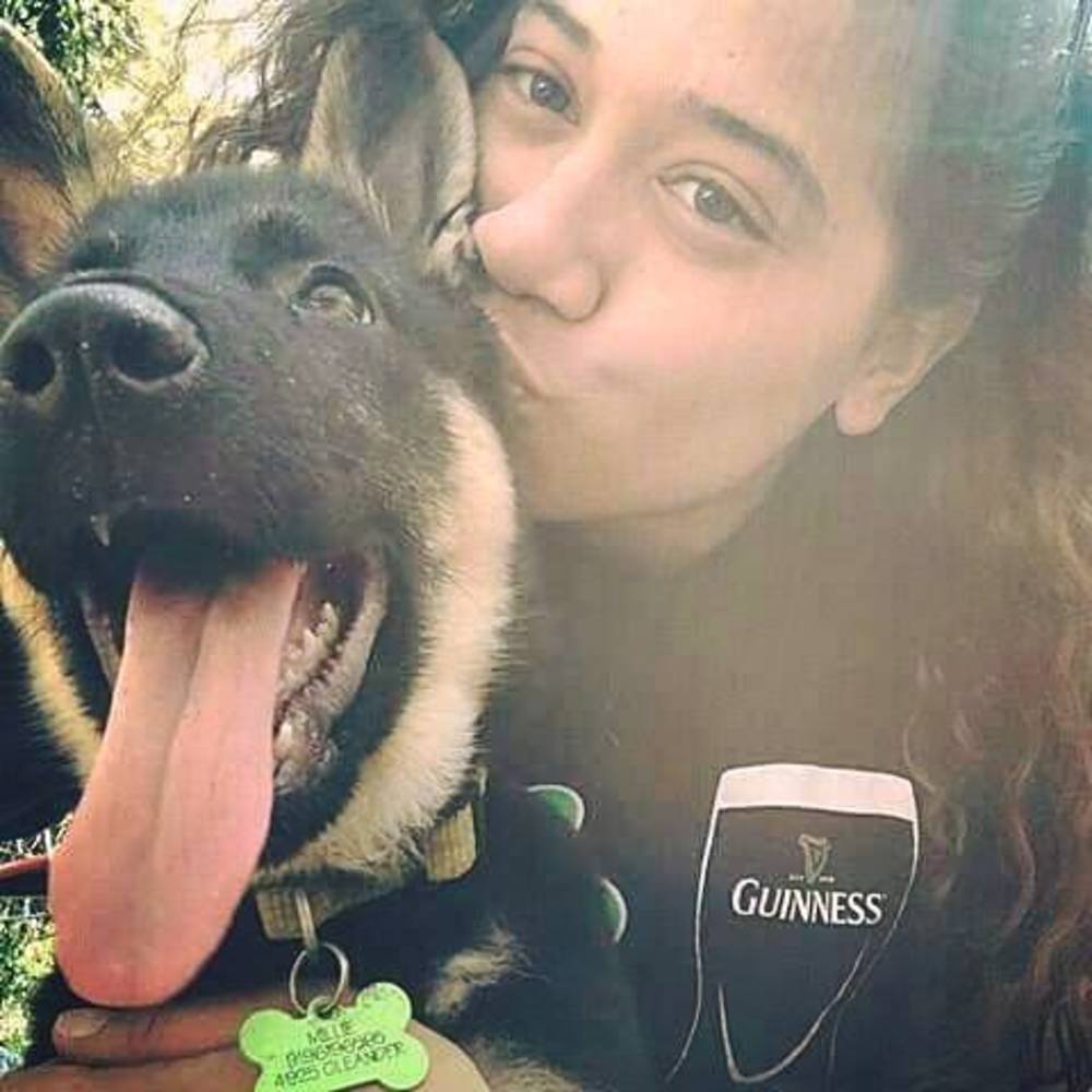 Meet your Posher, Elizabeth